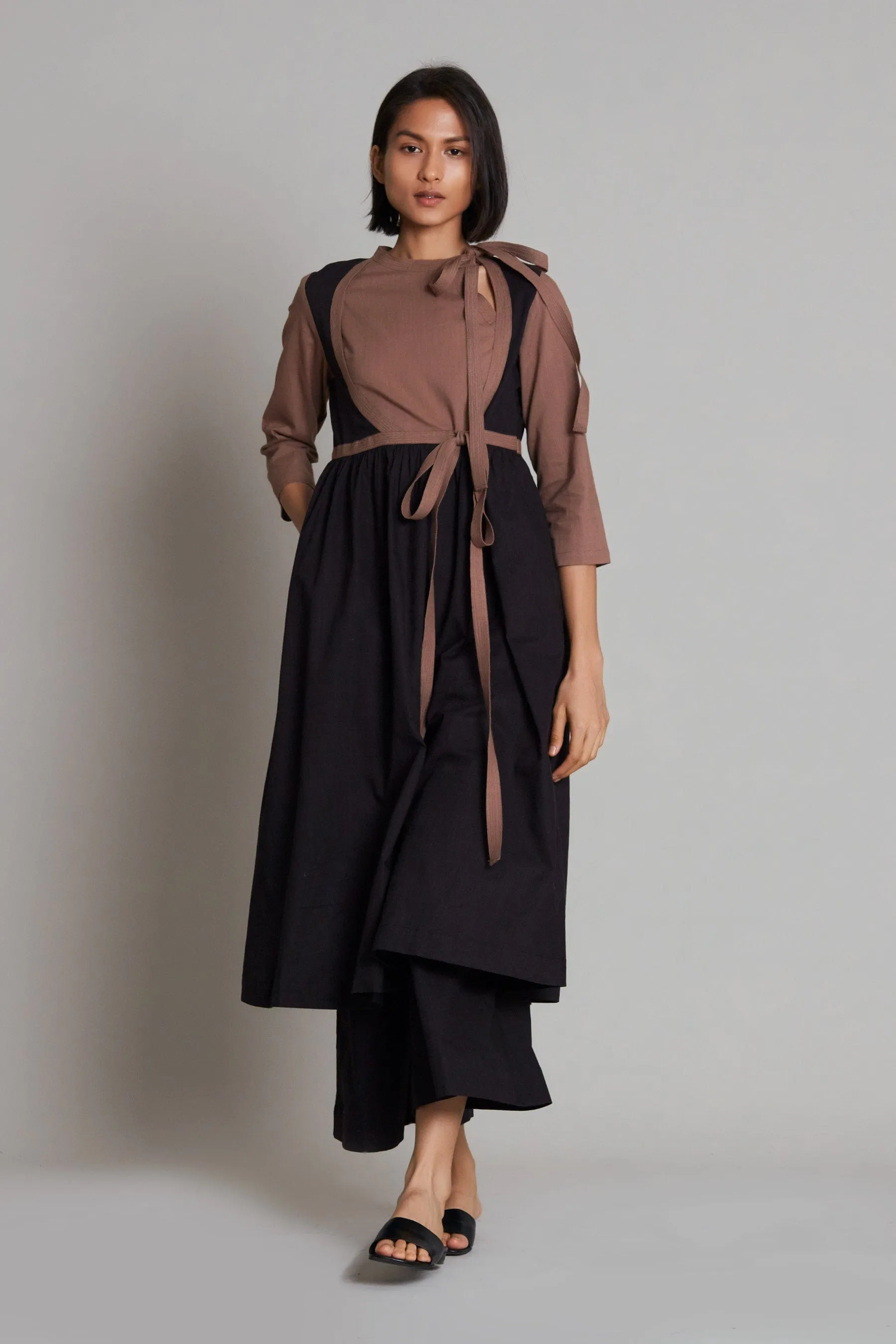 Beige & Black CB Rakha Set