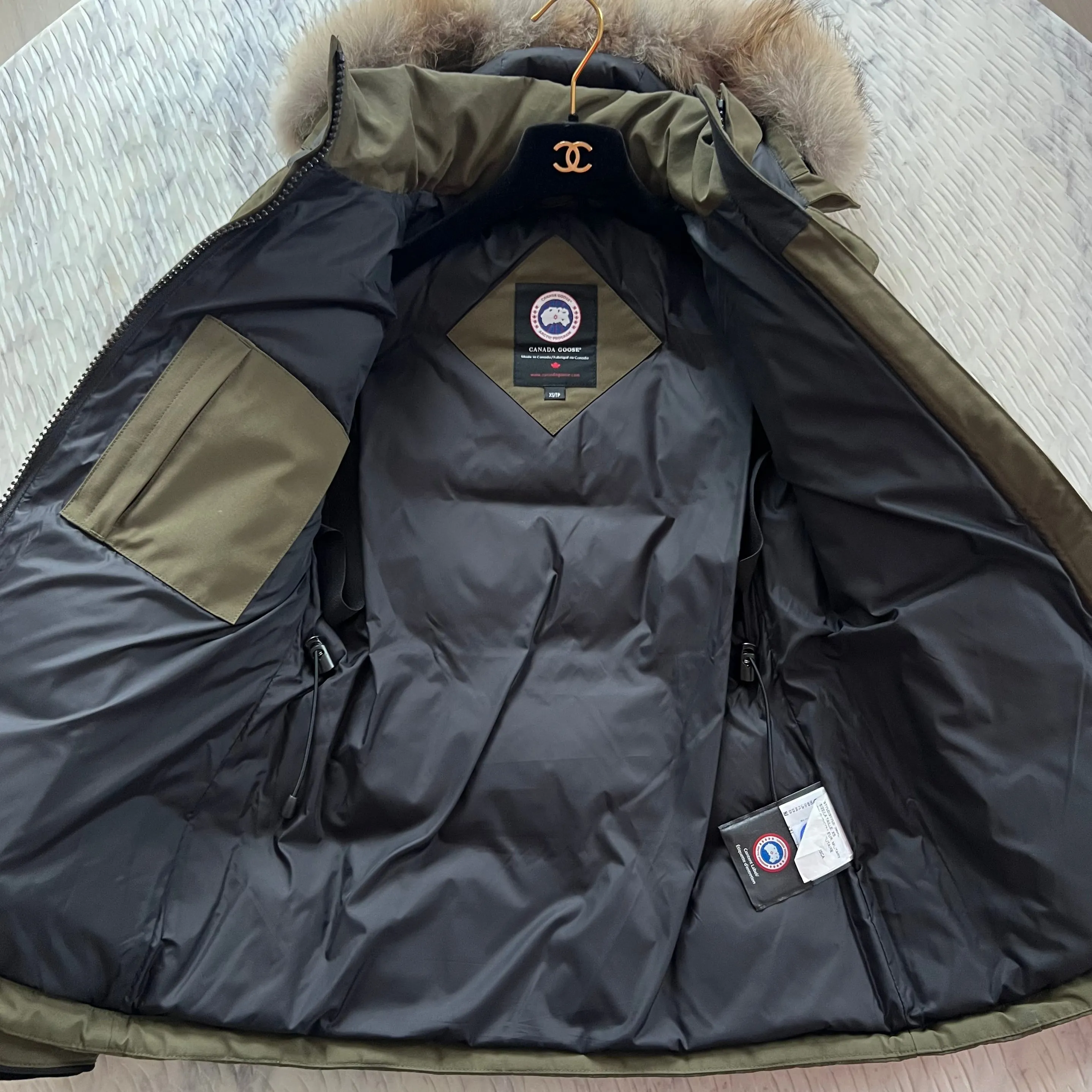 Canada Goose 3804L Chelsea Parka Heritage Military Green Size XS