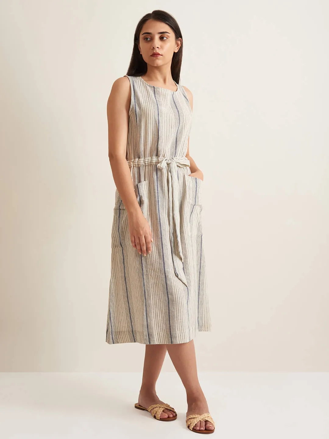 Drawstring day dress