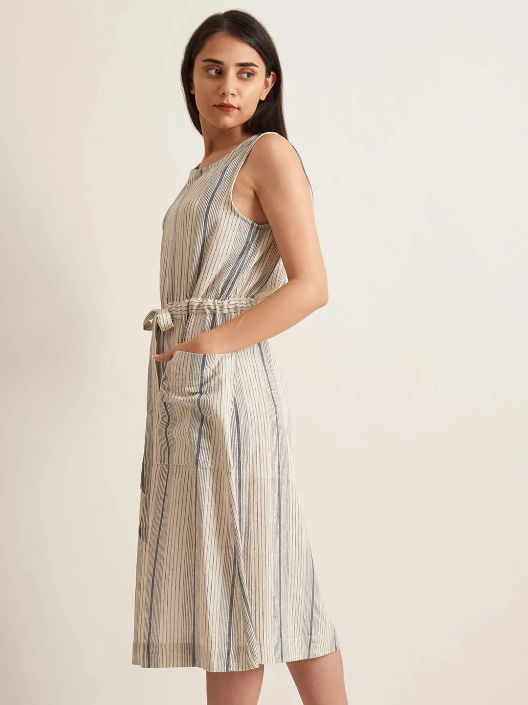 Drawstring day dress